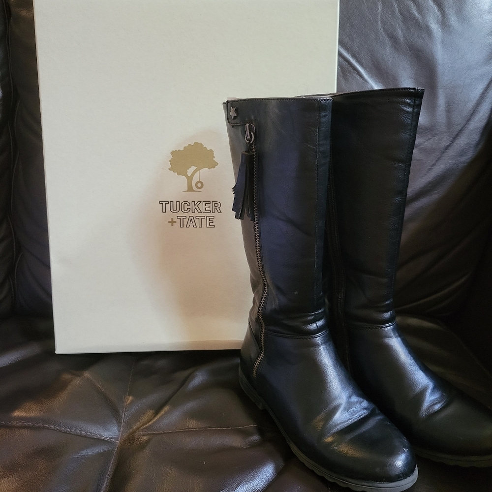 Tucker + Tate Kelsie Black Tassel Boots size 1M